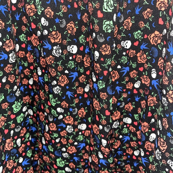 Super cute summer dress - Skulls/Roses/Birds - size 12 - Picture 5 of 8